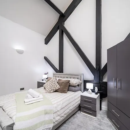 Exclusive 2 Bedroom Penthouse In Centre Apartment Bradford (West Yorkshire)