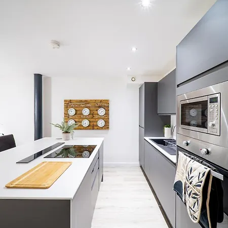 Exclusive 2 Bedroom Penthouse In Bradford Centre Bradford (West Yorkshire)