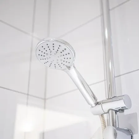 Apartment Exclusive 2 Bedroom Penthouse In Bradford Centre